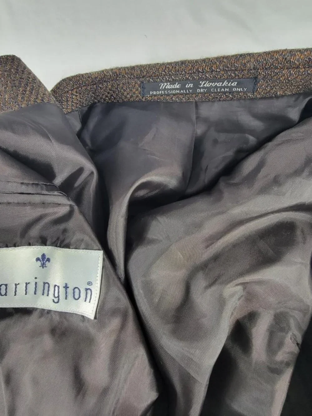vintage Barrington brown blazer with a classic houndstooth pattern. mens xl